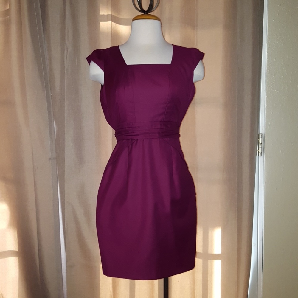 Burgandy vintage dress💗